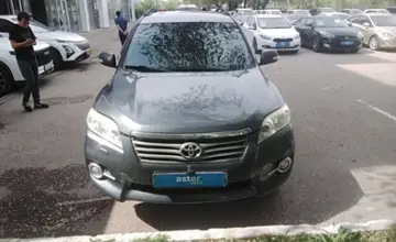 Toyota RAV4 2011 года за 8 000 000 тг. в Актобе фото 2