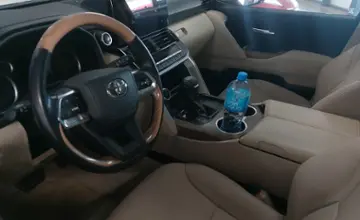 Toyota Land Cruiser 2023 года за 54 000 000 тг. в Астана фото 5