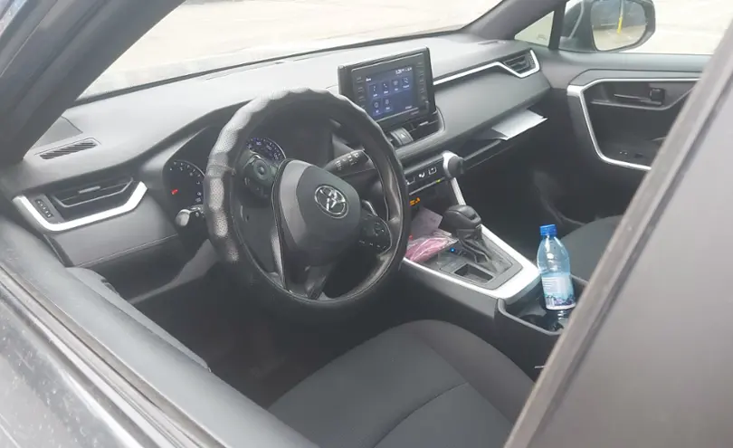 Toyota RAV4 2021 года за 14 000 000 тг. в Алматы фото 5