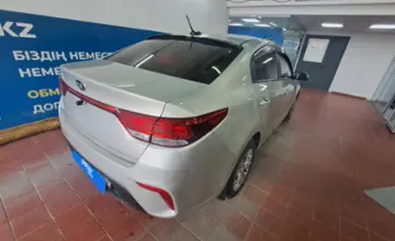 Kia Rio 2019 года за 6 500 000 тг. в Астана