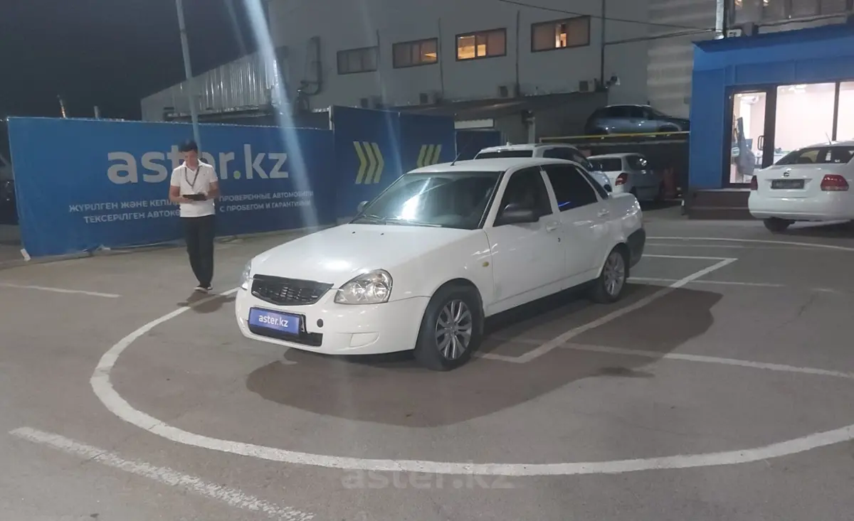 LADA (ВАЗ) Priora 2013 года за 2 100 000 тг. в Алматы