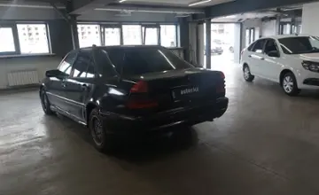 Mercedes-Benz C-Класс 1994 года за 2 000 000 тг. в Астана фото 4