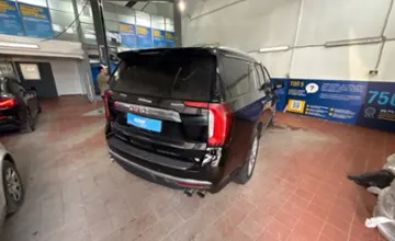 GMC Yukon 2023 года за 40 000 000 тг. в Астана