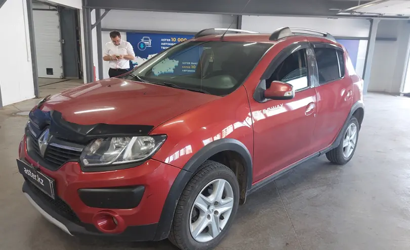 Renault Sandero 2016 года за 4 500 000 тг. в Астана