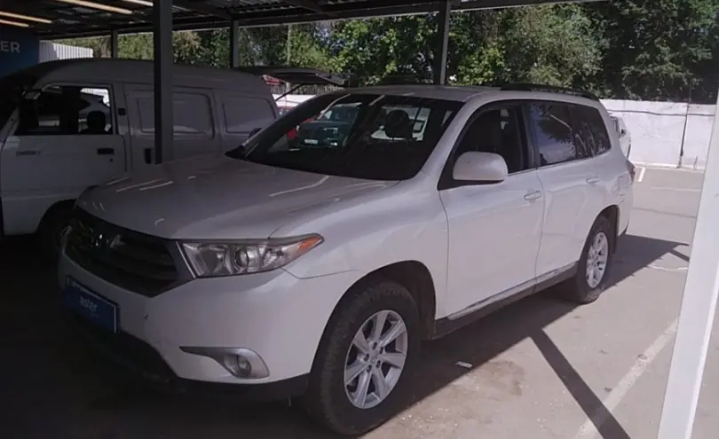 Toyota Highlander 2013 года за 13 000 000 тг. в Алматы