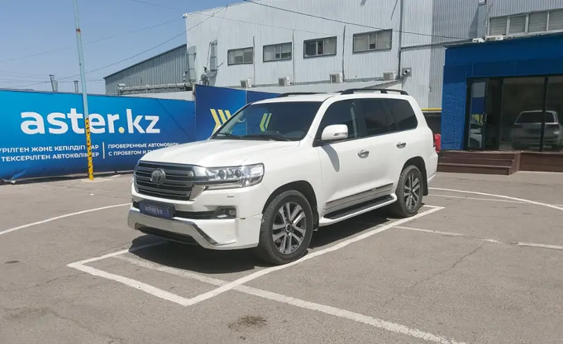 Toyota Land Cruiser 2016 года за 28 000 000 тг. в Алматы