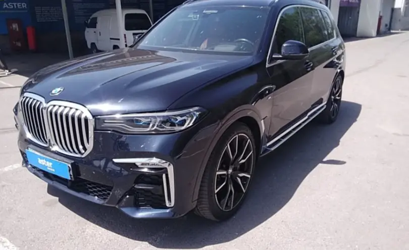 BMW X7 2021 года за 50 000 000 тг. в Алматы