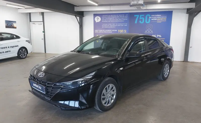 Hyundai Elantra 2023 года за 9 000 000 тг. в Астана