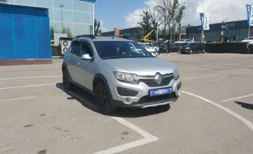 Renault Sandero 2018 года за 4 000 000 тг. в Алматы фото 2