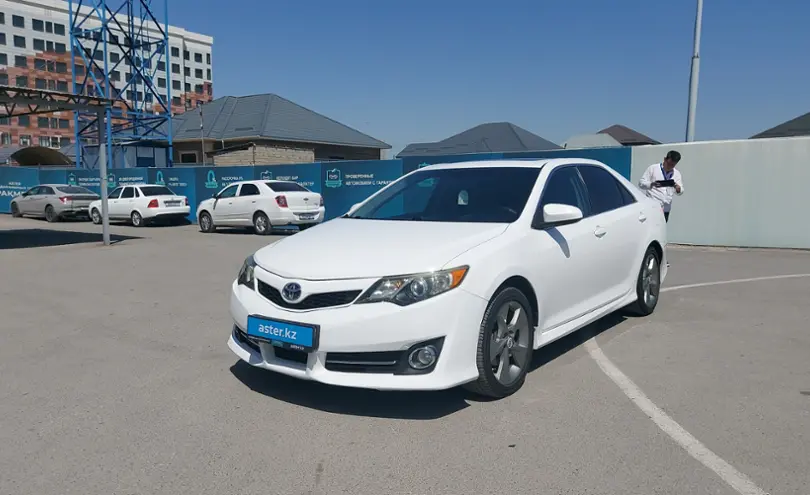 Toyota Camry 2013 года за 9 500 000 тг. в Шымкент