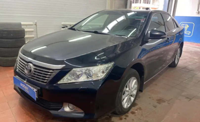 Toyota Camry 2012 года за 8 600 000 тг. в Астана