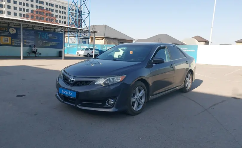 Toyota Camry 2013 года за 9 000 000 тг. в Шымкент