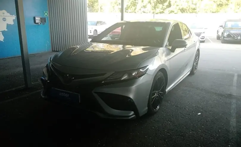 Toyota Camry 2022 года за 11 000 000 тг. в Алматы