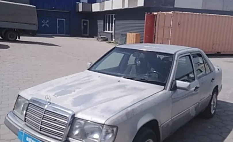 Mercedes-Benz W124 1992 года за 1 200 000 тг. в Караганда