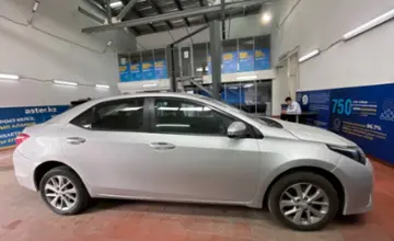 Toyota Corolla 2014 года за 8 000 000 тг. в Астана фото 4