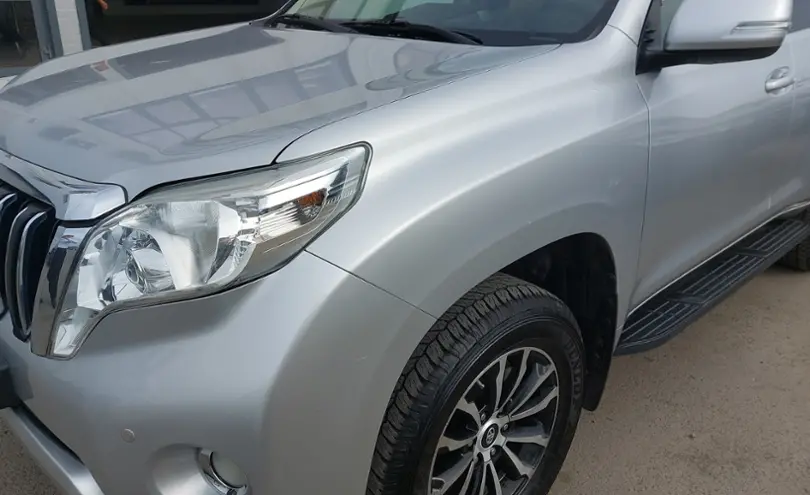 Toyota Land Cruiser Prado 2017 года за 25 000 000 тг. в Астана