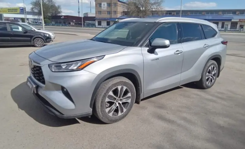 Toyota Highlander 2022 года за 25 000 000 тг. в Уральск