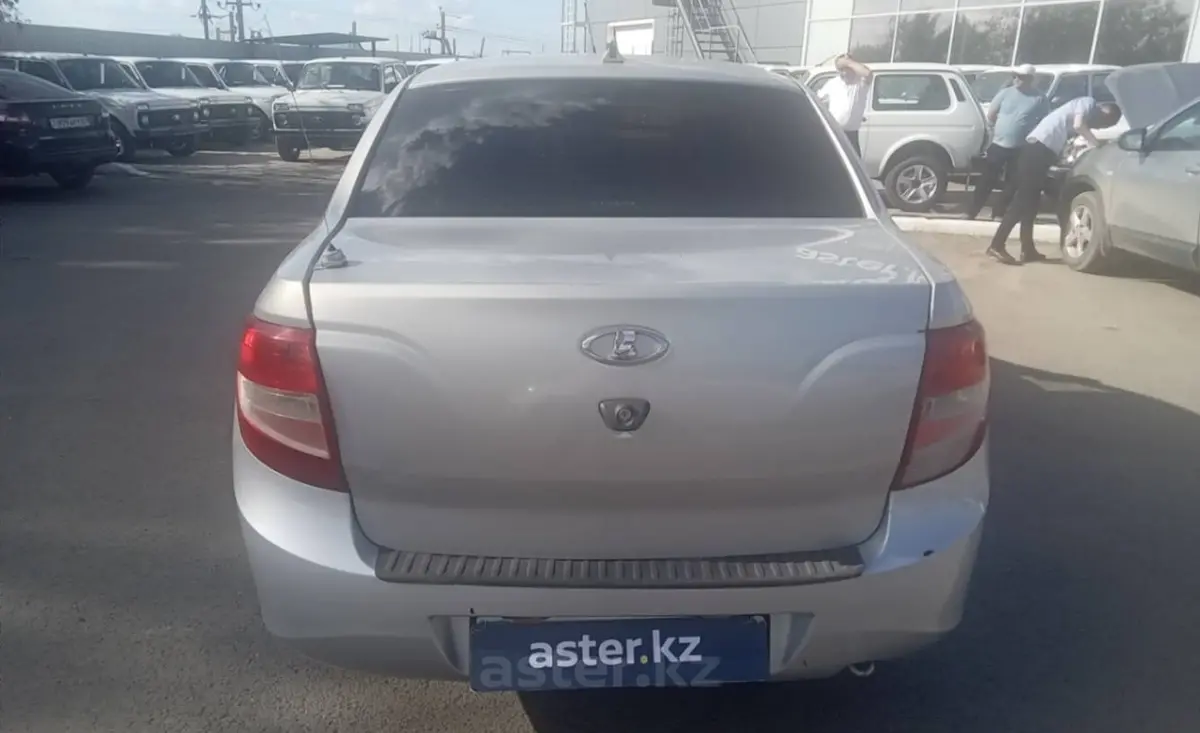 Lada (VAZ) Granta 2013