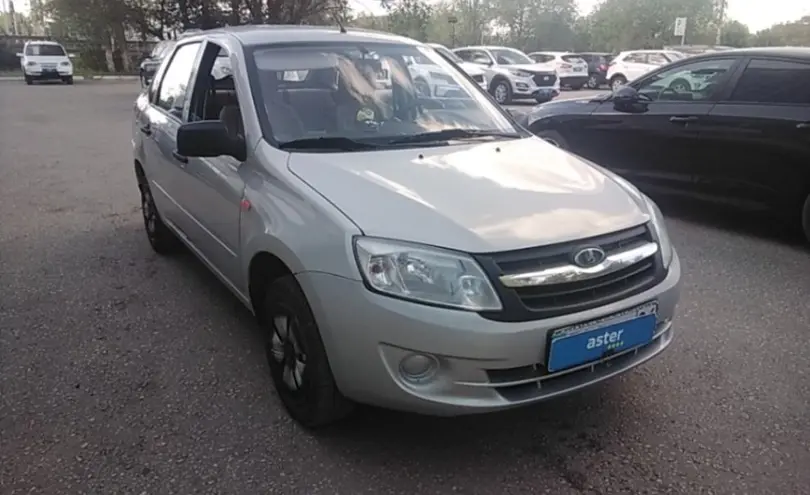 LADA (ВАЗ) Granta 2013 года за 2 000 000 тг. в Актобе фото 3
