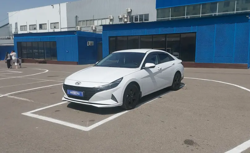 Hyundai Elantra 2021 года за 9 000 000 тг. в Алматы