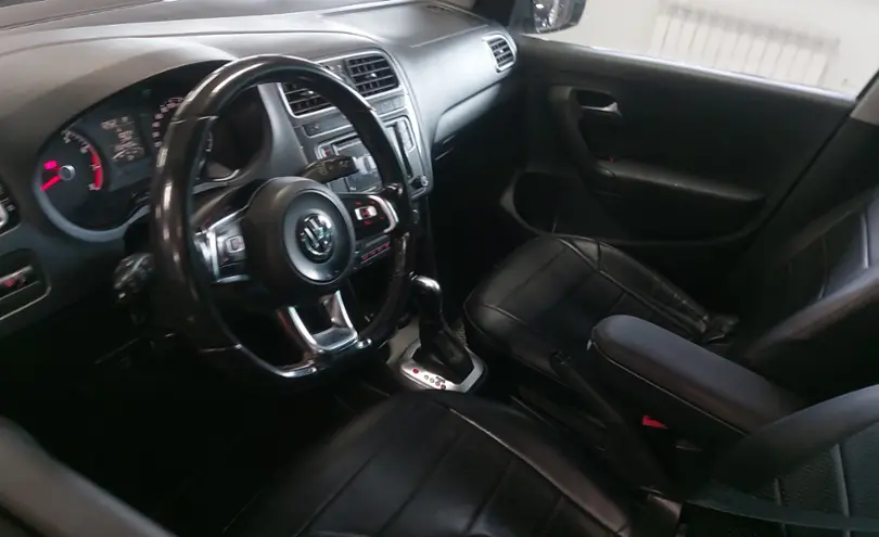 Volkswagen Polo 2018 года за 6 000 000 тг. в Астана фото 5