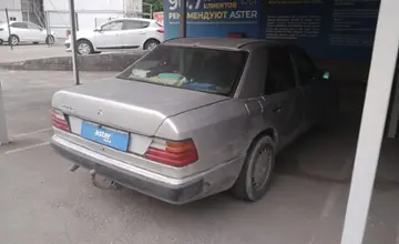Mercedes-Benz W124 1992 года за 1 500 000 тг. в Алматы