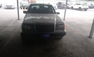 Mercedes-Benz W124 1992 года за 1 500 000 тг. в Алматы фото 2