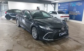Toyota Camry 2021 года за 14 800 000 тг. в Астана фото 2