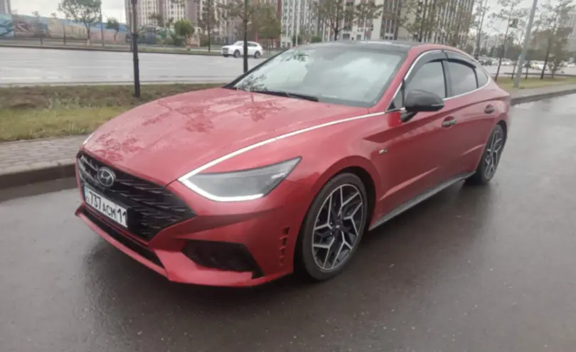 Hyundai Sonata 2020 года за 14 000 000 тг. в Астана