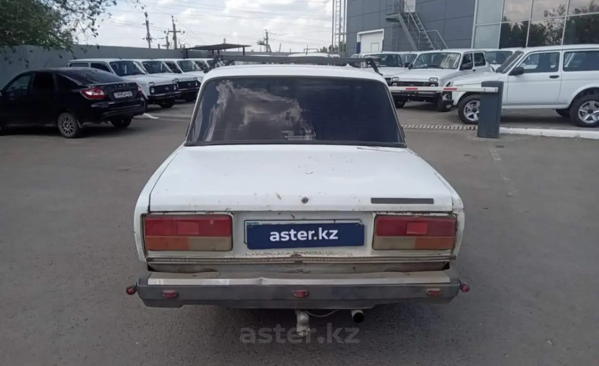 Lada (VAZ) 2107 2005
