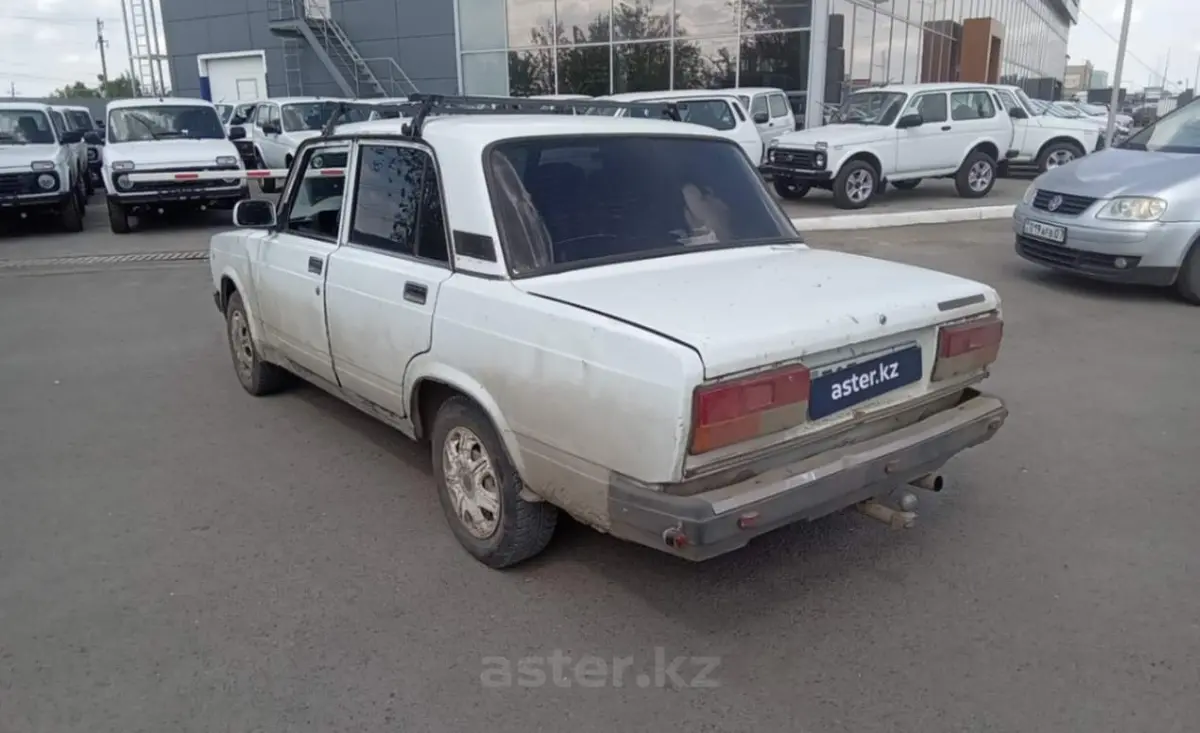 Lada (VAZ) 2107 2005