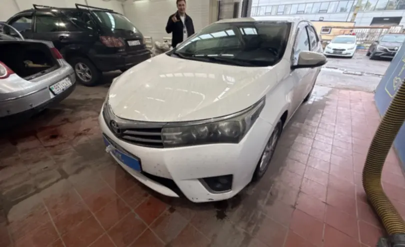 Toyota Corolla 2015 года за 7 500 000 тг. в Астана