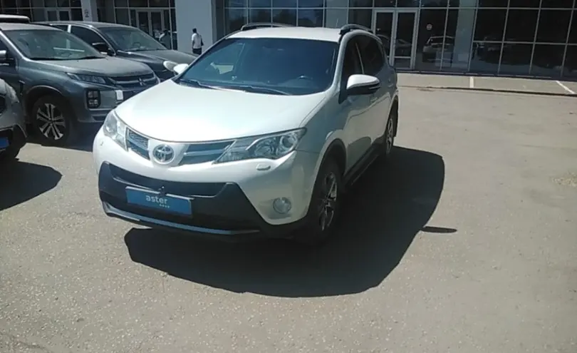 Toyota RAV4 2015 года за 11 500 000 тг. в Актобе