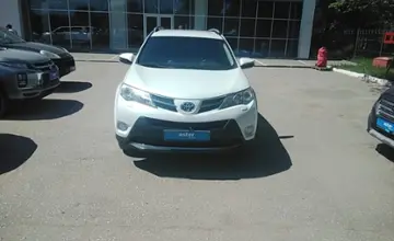 Toyota RAV4 2015 года за 11 500 000 тг. в Актобе фото 2