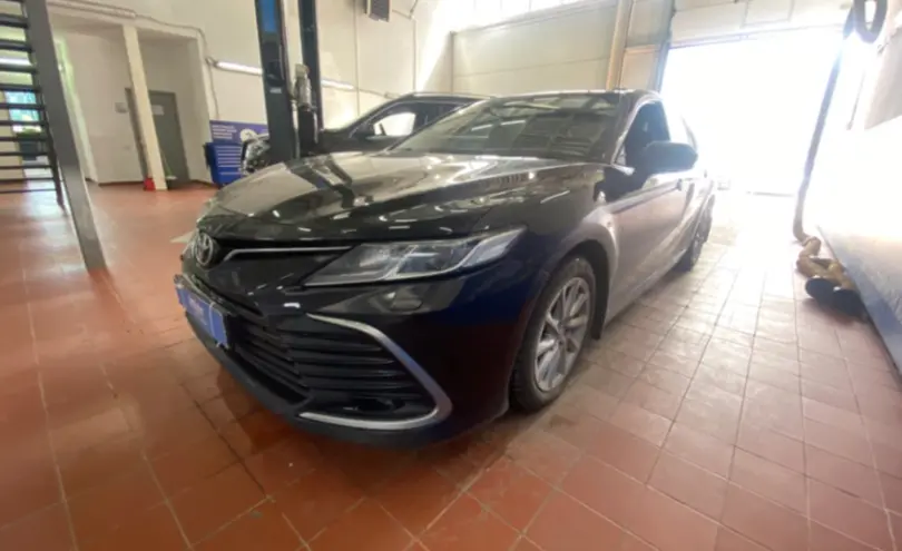 Toyota Camry 2021 года за 13 000 000 тг. в Астана