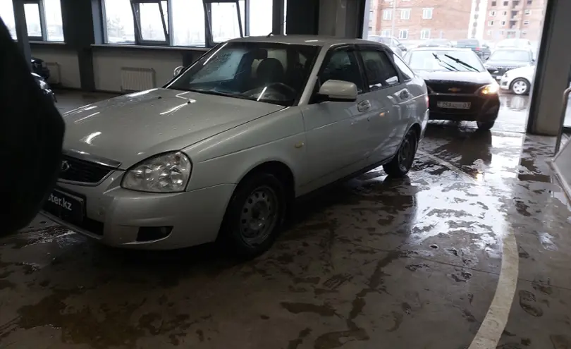 LADA (ВАЗ) Priora 2012 года за 2 000 000 тг. в Астана