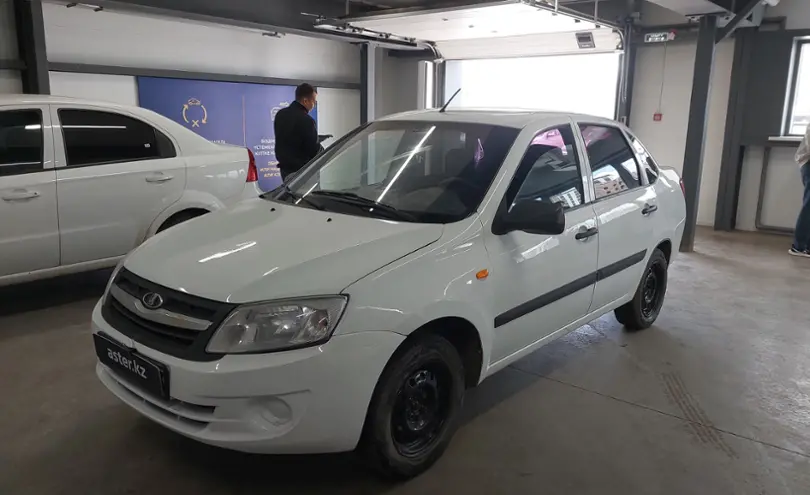 LADA (ВАЗ) Granta 2013 года за 2 000 000 тг. в Астана