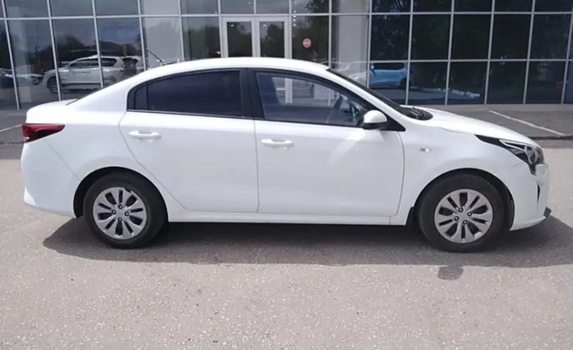 Kia Rio 2020 года за 7 800 000 тг. в Актобе фото 4
