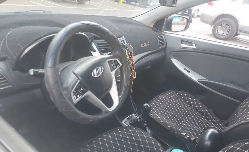 Hyundai Solaris 2013 года за 3 000 000 тг. в Алматы фото 5
