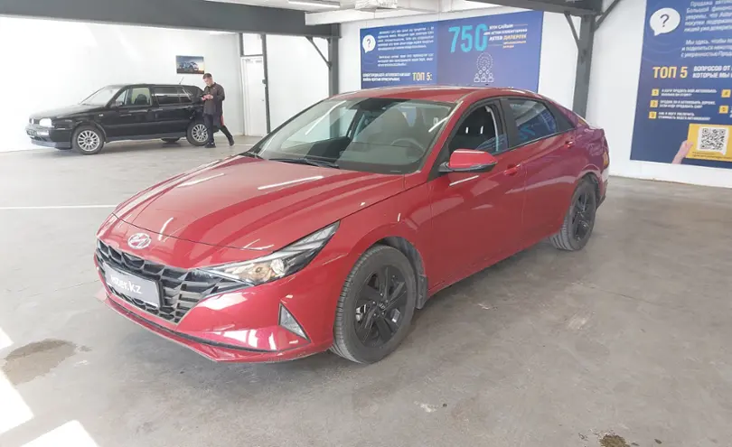 Hyundai Elantra 2023 года за 10 000 000 тг. в Астана