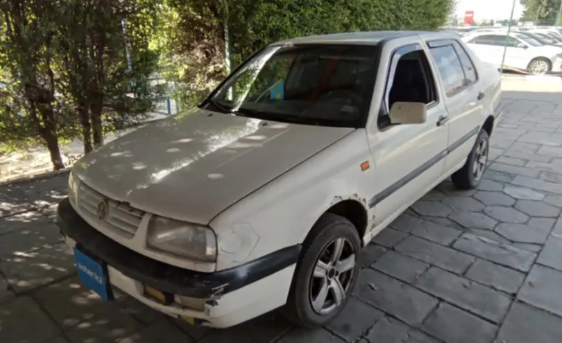 Volkswagen Vento 1993 года за 900 000 тг. в Талдыкорган