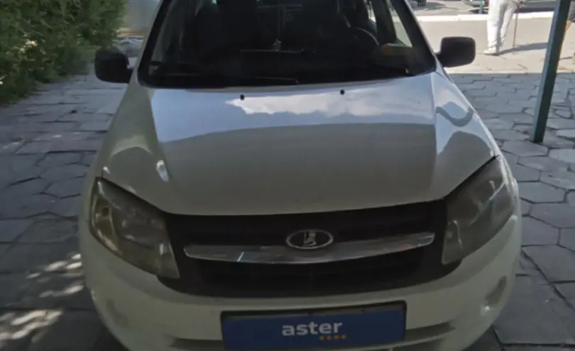 LADA (ВАЗ) Granta 2014 года за 2 000 000 тг. в Талдыкорган фото 2