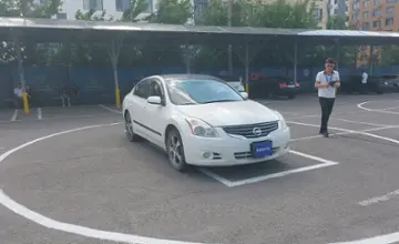 Nissan Altima 2009 года за 3 500 000 тг. в Алматы фото 2