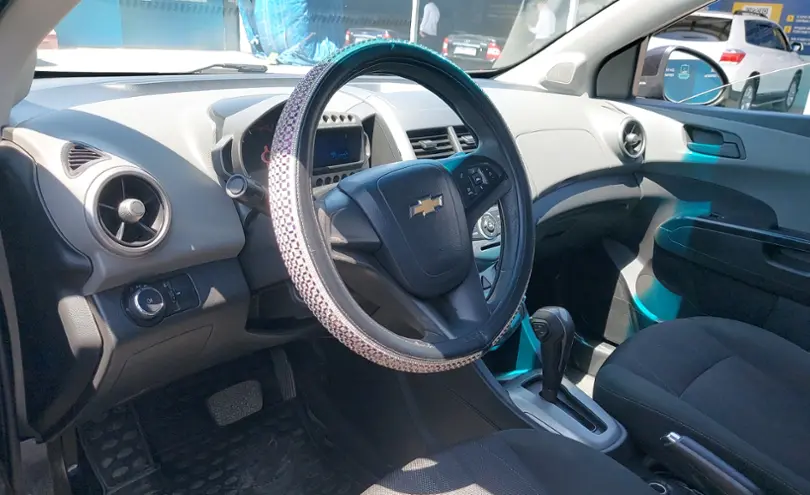 Chevrolet Aveo 2014 года за 4 900 000 тг. в Шымкент фото 5