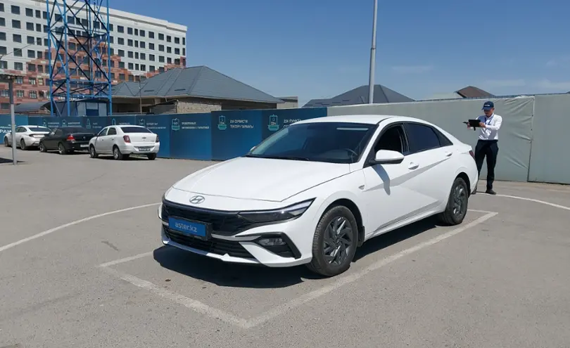 Hyundai Elantra 2024 года за 10 000 000 тг. в Шымкент
