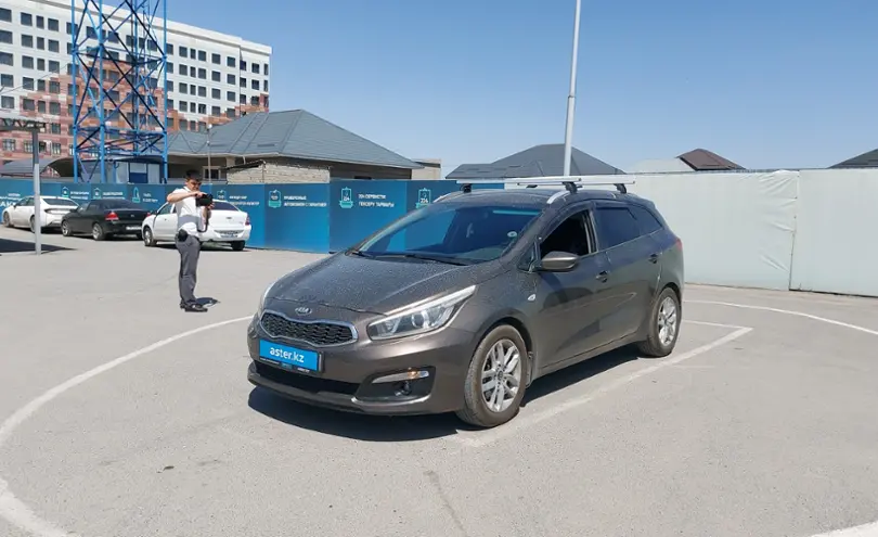 Kia Ceed 2018 года за 8 000 000 тг. в Шымкент