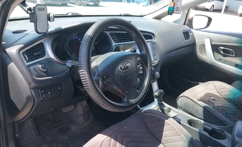 Kia Ceed 2018 года за 8 000 000 тг. в Шымкент фото 5