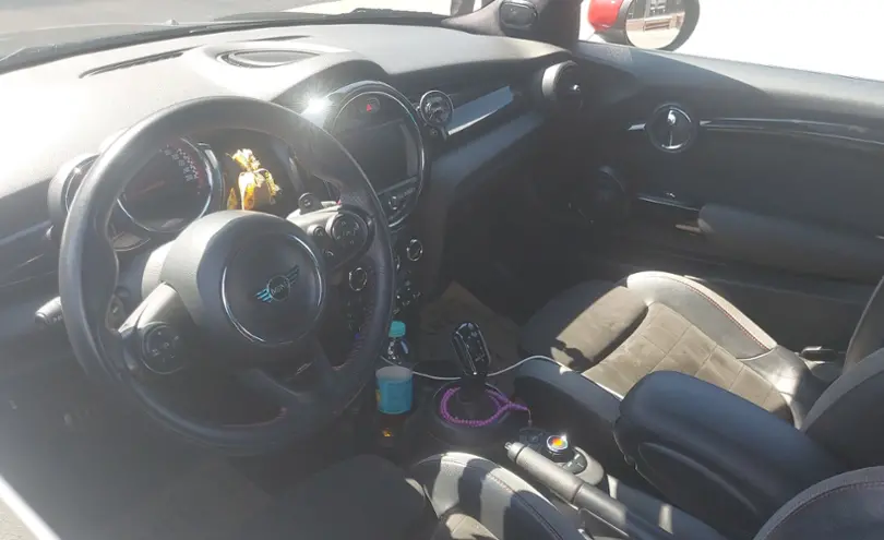 MINI Hatch 2020 года за 16 000 000 тг. в Алматы фото 5