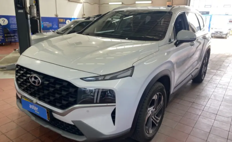 Hyundai Santa Fe 2021 года за 15 000 000 тг. в Астана