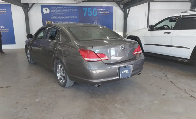 Toyota Avalon 2006 года за 5 500 000 тг. в Астана фото 4
